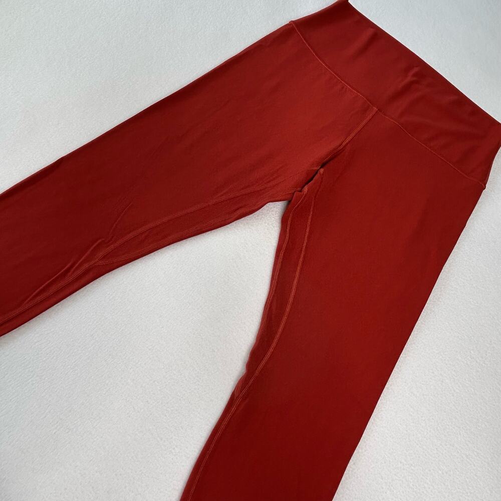 Lululemon Women's Size 10 Align Crop 21" Cayenne